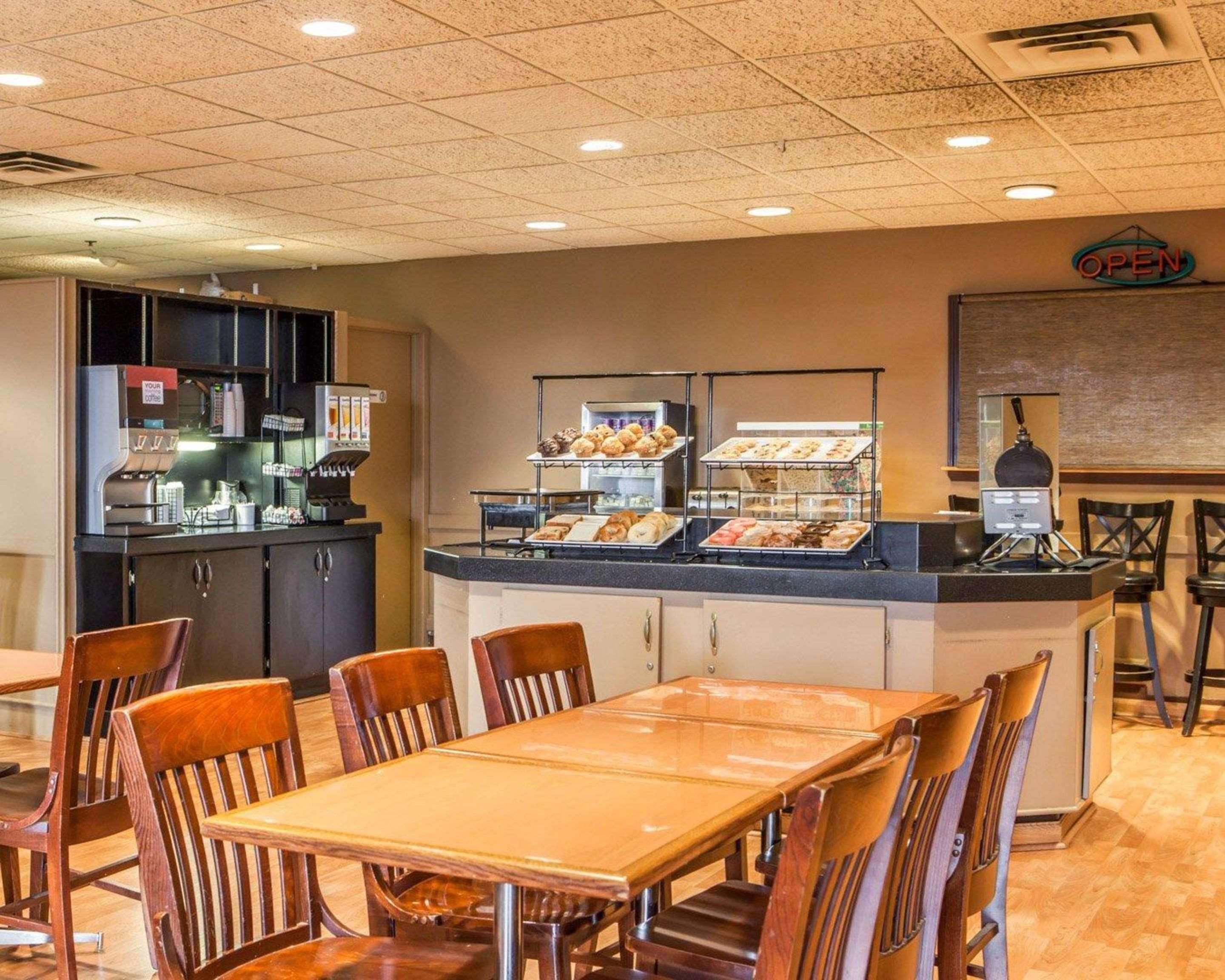 Quality Inn & Suites Orland Park - Chicago Екстер'єр фото