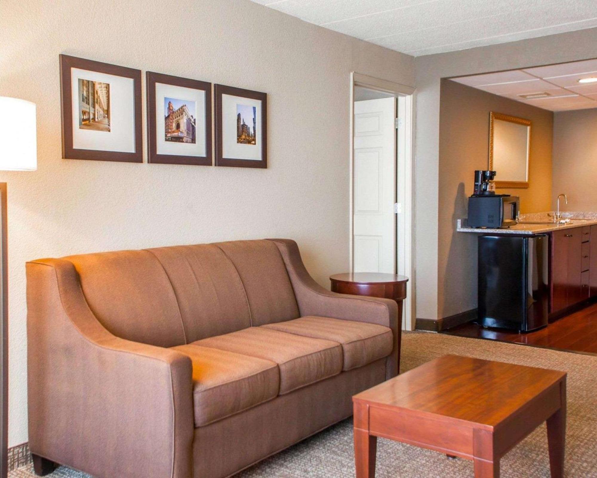 Quality Inn & Suites Orland Park - Chicago Екстер'єр фото