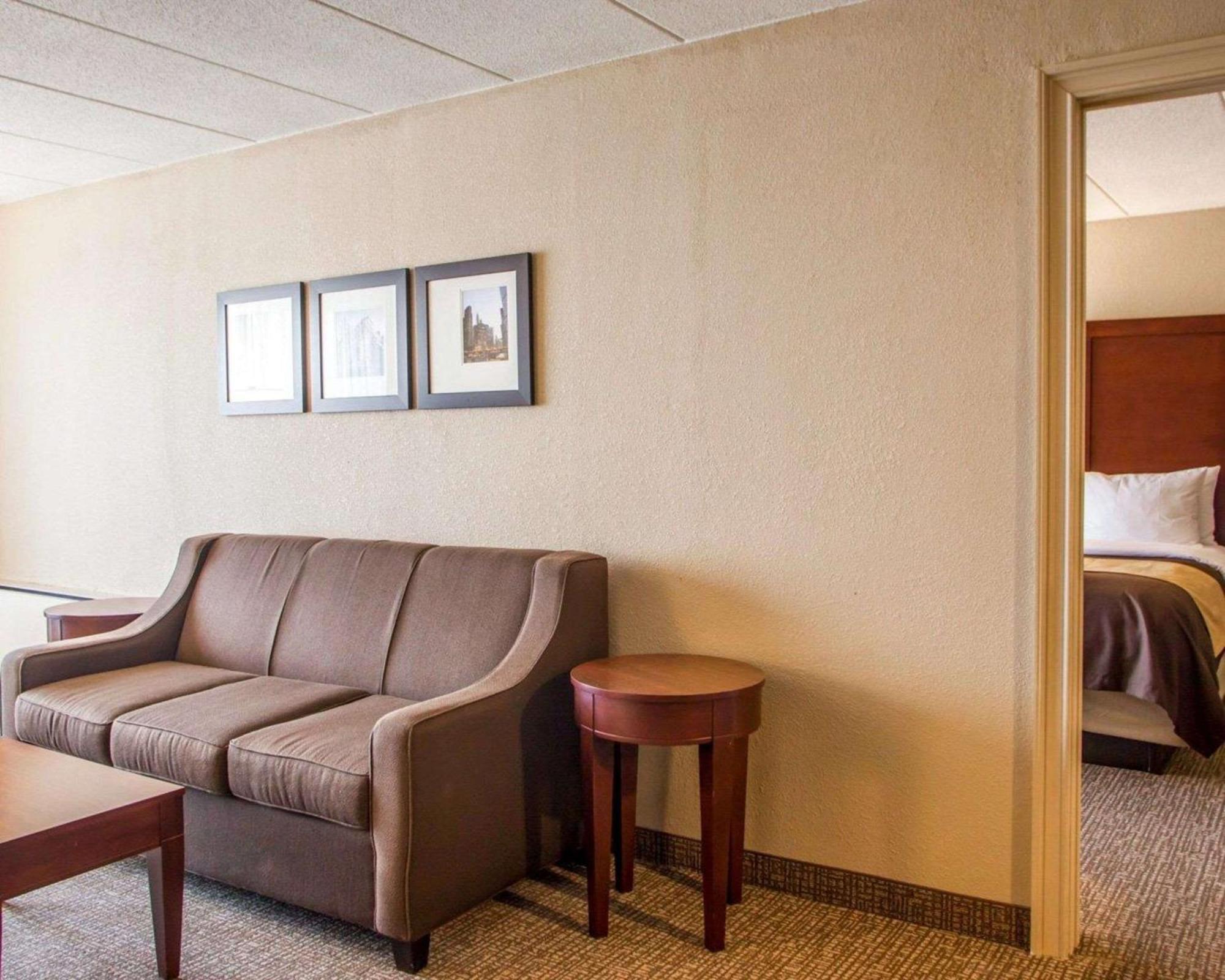 Quality Inn & Suites Orland Park - Chicago Екстер'єр фото